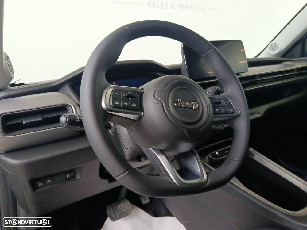Jeep Avenger 54 kWh Summit - 12