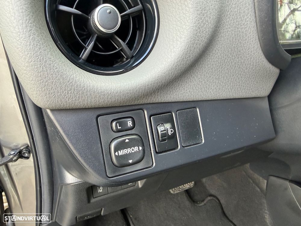 Toyota Yaris 1.5 HSD Comfort+P.Style - 18