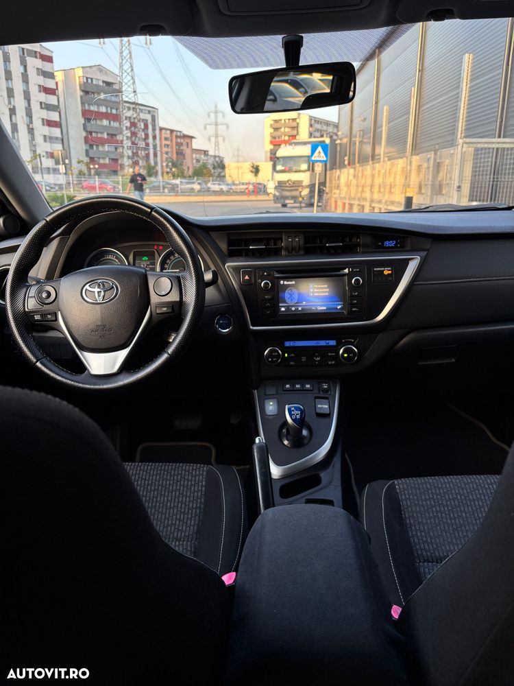 Toyota Auris - 15