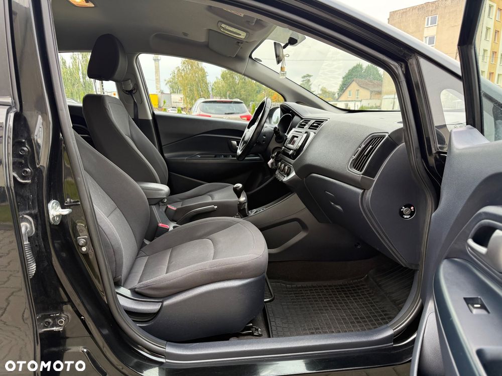 Kia Rio 1.2 M - 22