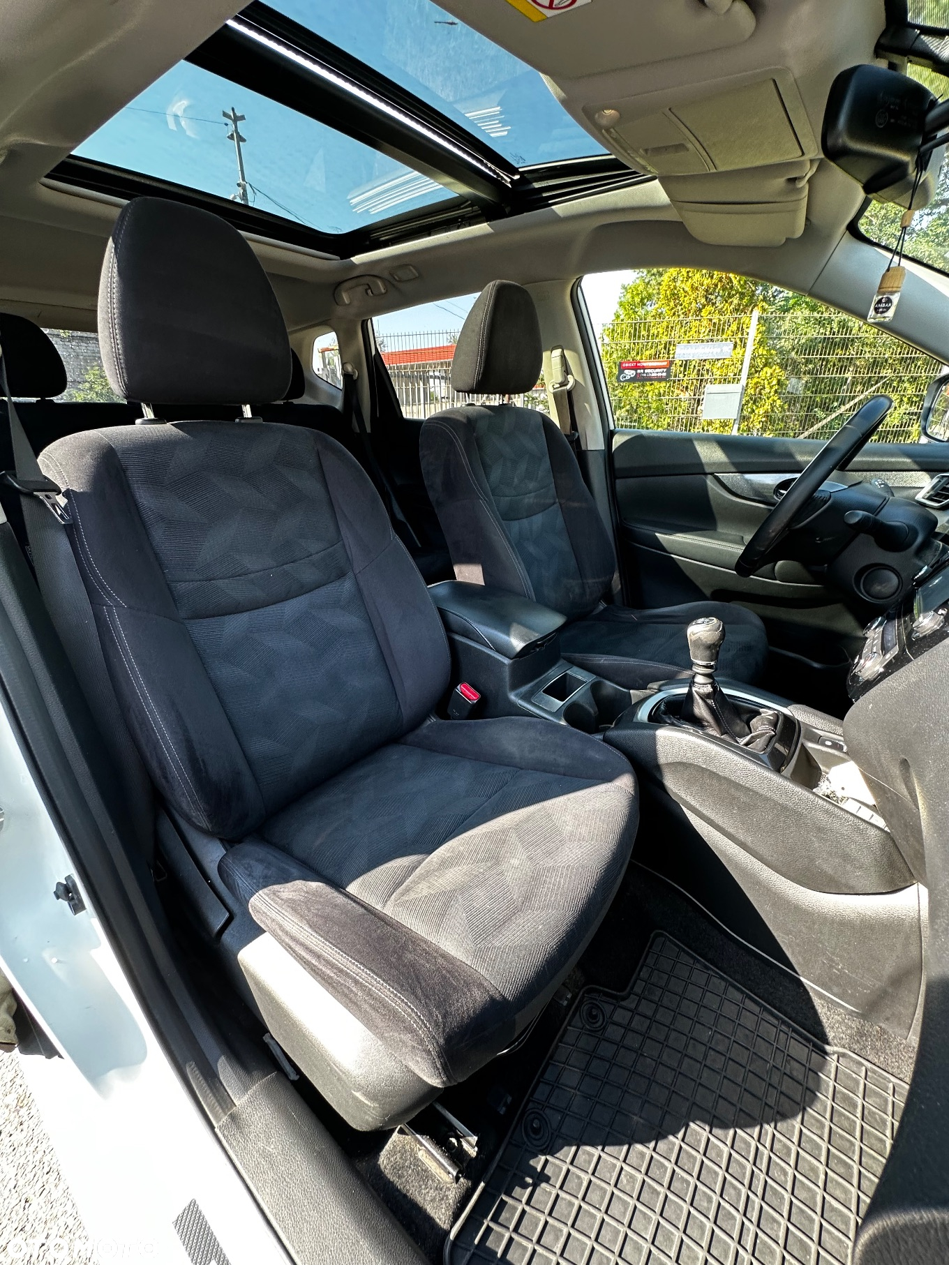 Nissan X-Trail - 19