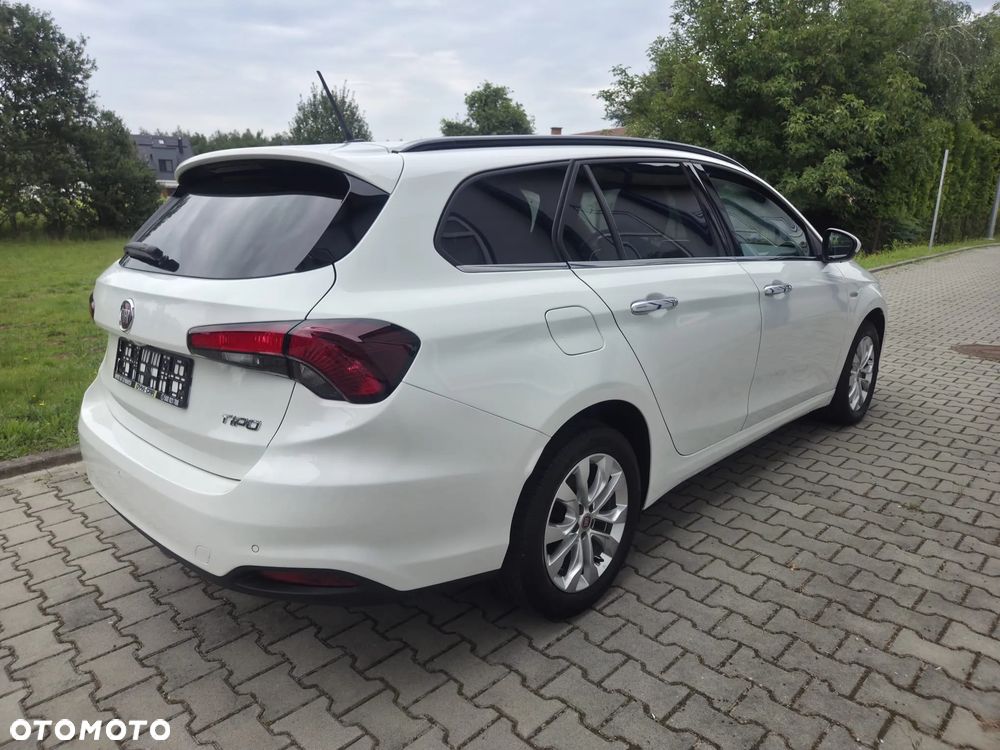 Fiat Tipo 1.4 T-Jet Business Line - 2