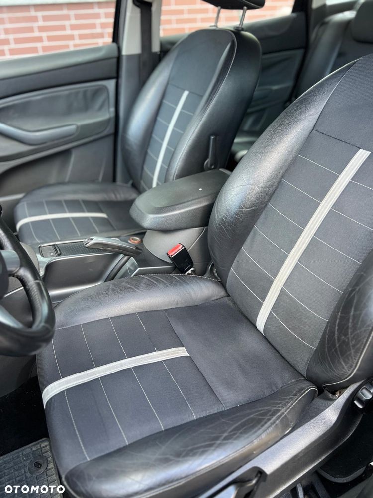 Ford Kuga 2.0 TDCi Trend - 8