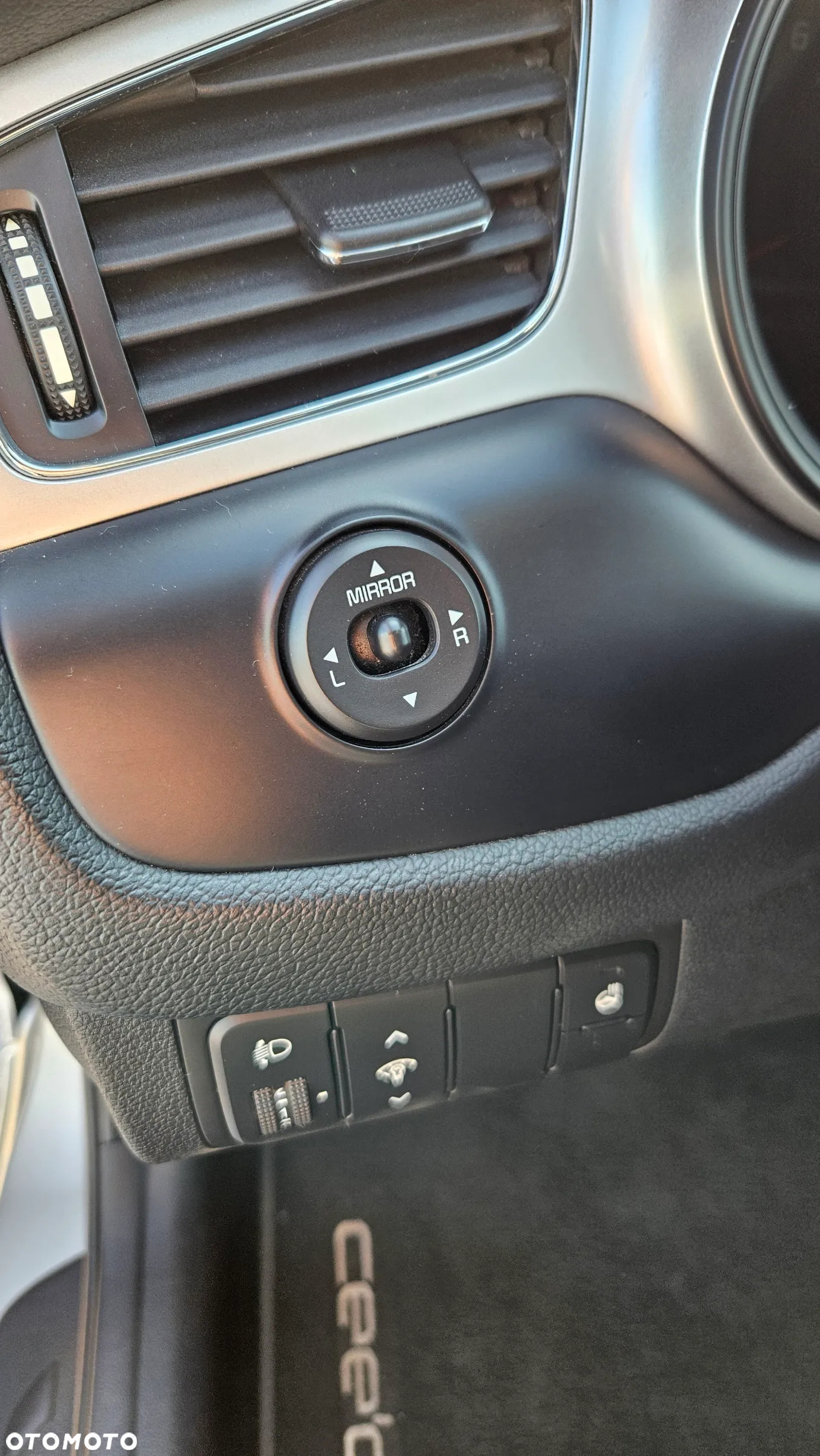 Kia Ceed Cee'd 1.4 L - 21