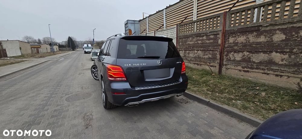 Mercedes-Benz GLK - 2