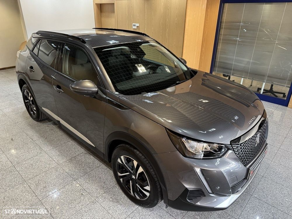 Peugeot 2008 1.2 PureTech Allure - 17