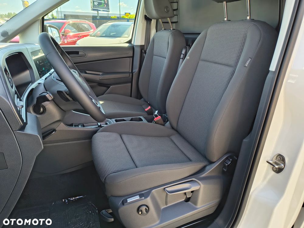 Volkswagen Caddy 2.0 TDI PanAmericana DSG - 9
