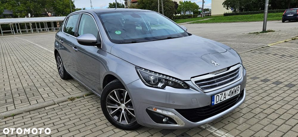Peugeot 308 PureTech 130 GPF EAT8 Stop & Start Allure Pack - 4