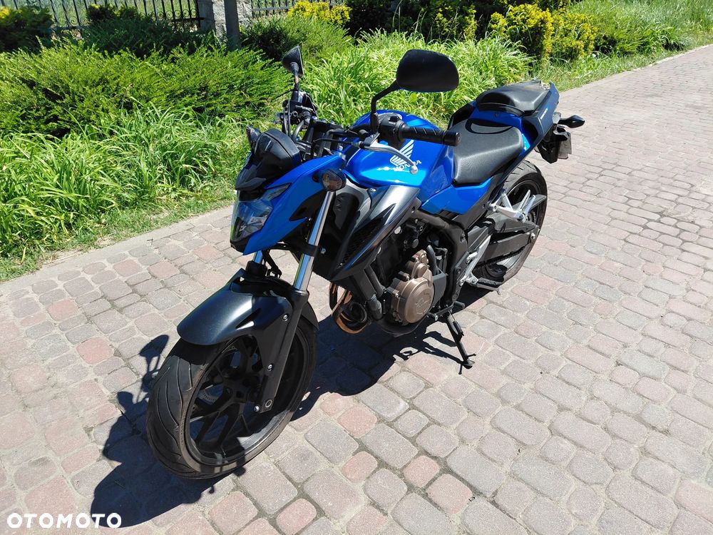 Honda CB - 1