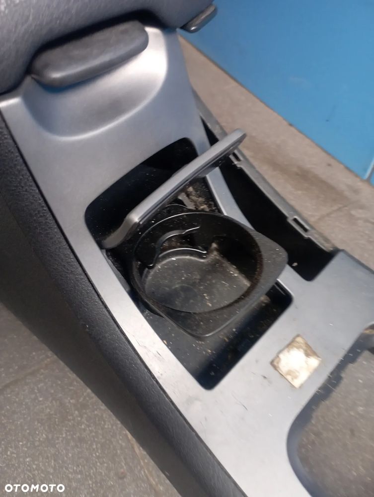 Tunel podłokietnik środkowy Peugeot 407 - 7