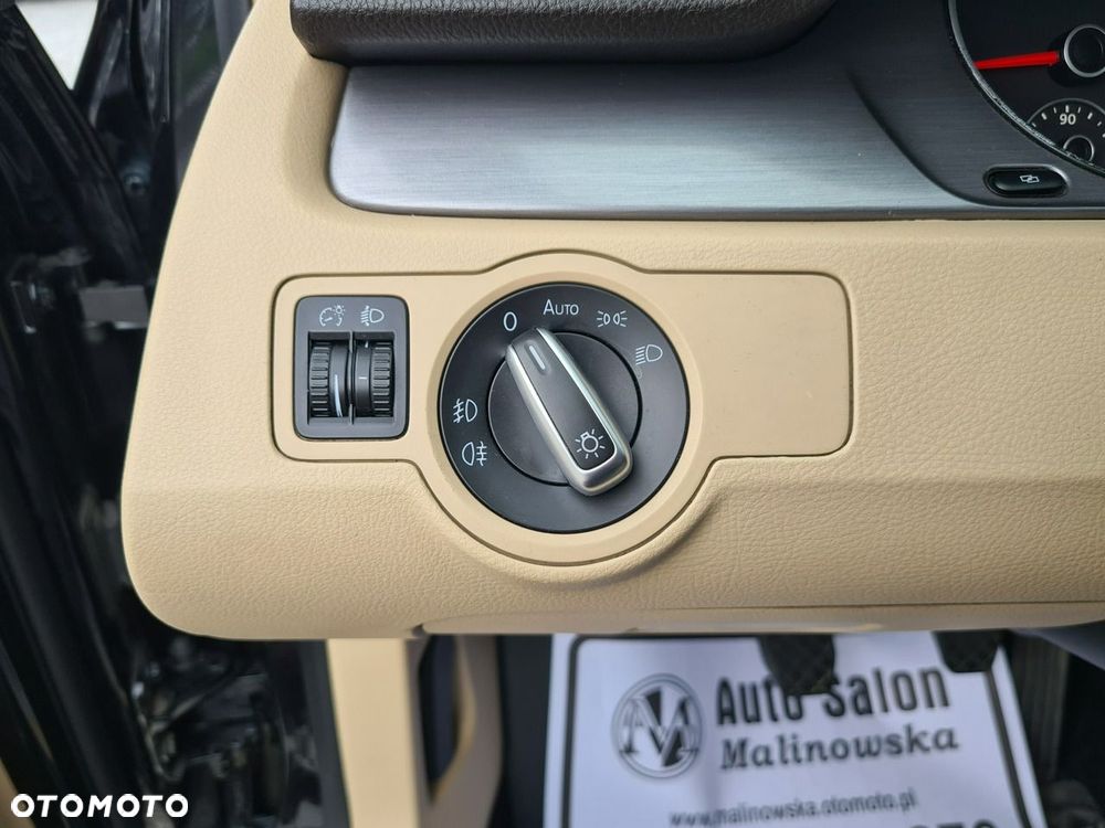 Volkswagen Passat 2.0 TDI Comfortline - 18