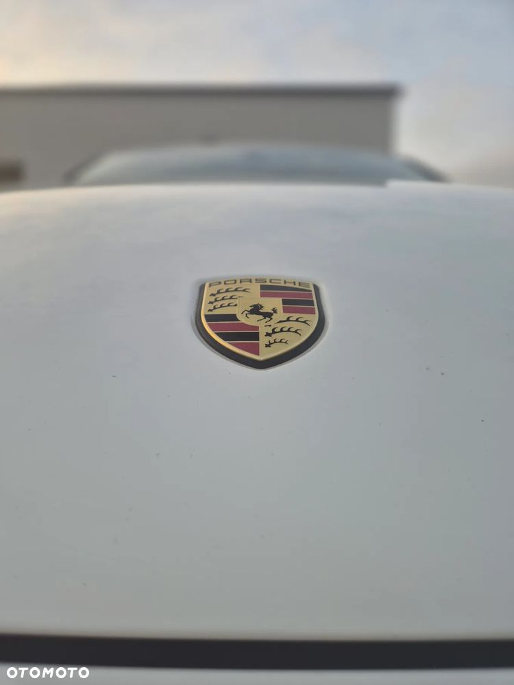 Porsche Cayenne - 14