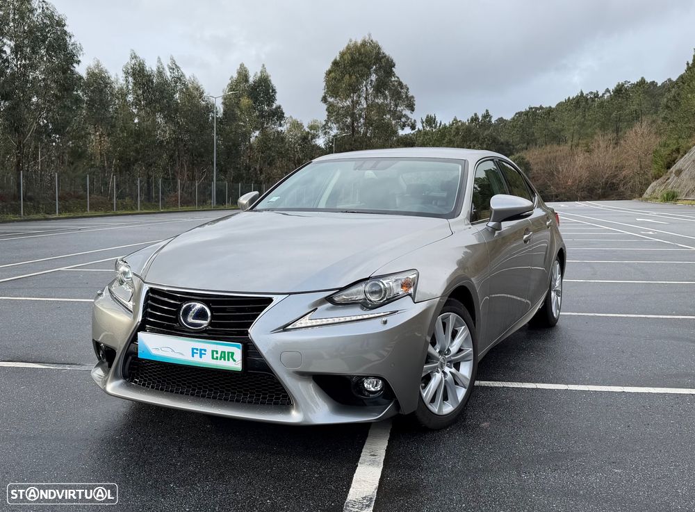 Lexus IS 300H Pack Executive+ - 1