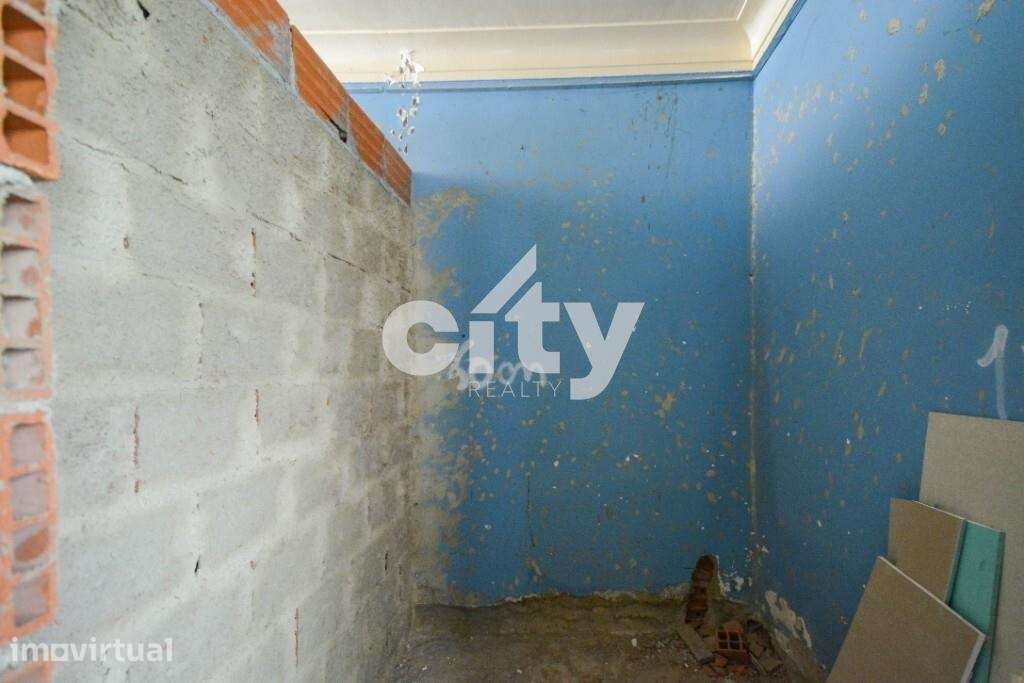 T3 com 100m2 e Quintal/Terraço Privativo de 50m2 na Venda Nova às Port - Grande imagem: 4/18