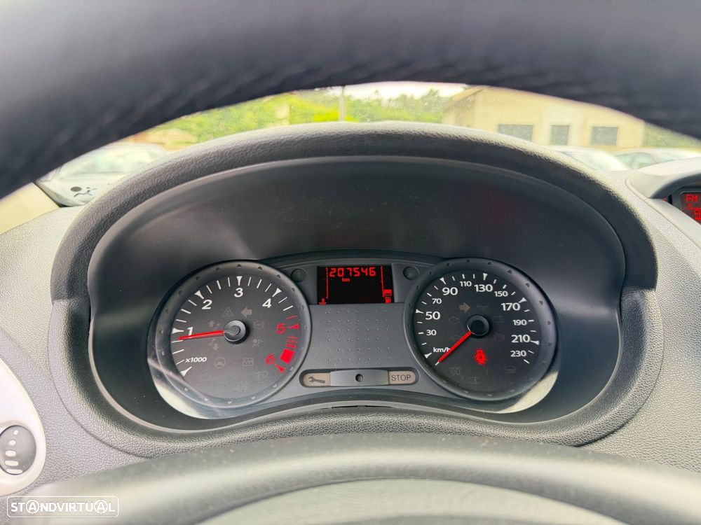 Renault Clio - 8