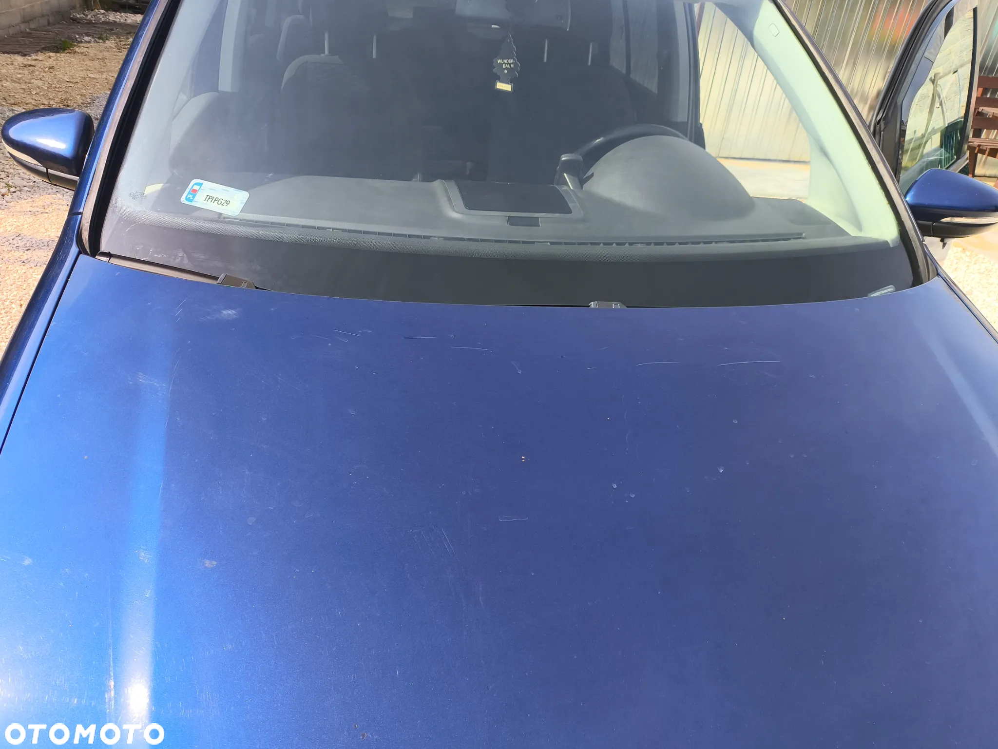 Volkswagen Touran - 28