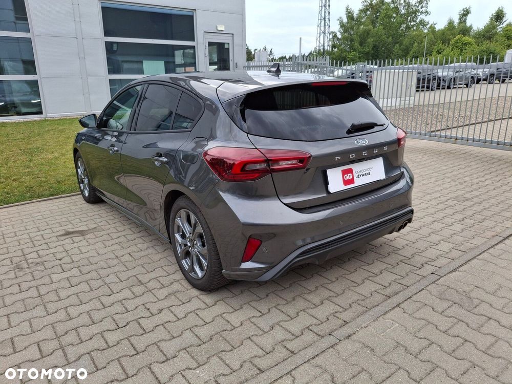 Ford Focus - 4