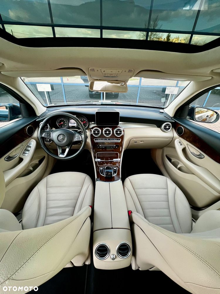 Mercedes-Benz GLC 350 e 4Matic 7G-TRONIC - 24