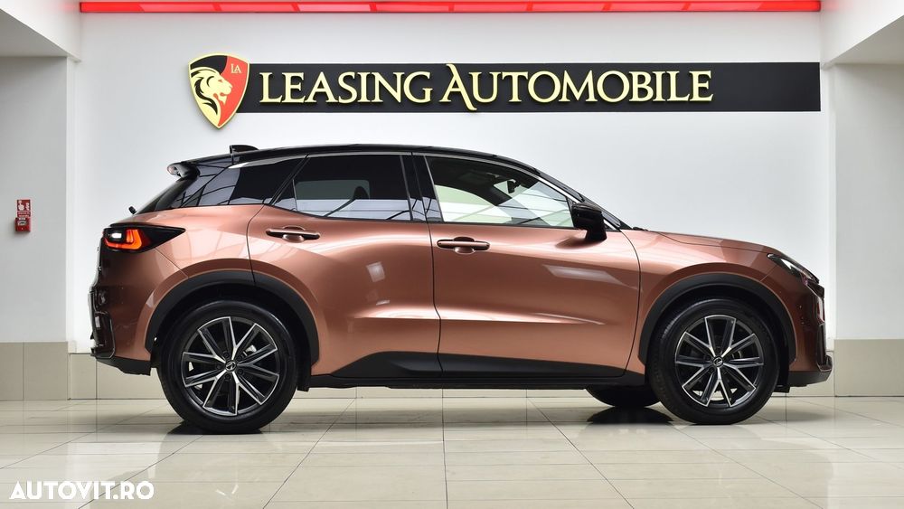 Lexus LBX 1.5 HEV 4x2 CVT Emotion - 8