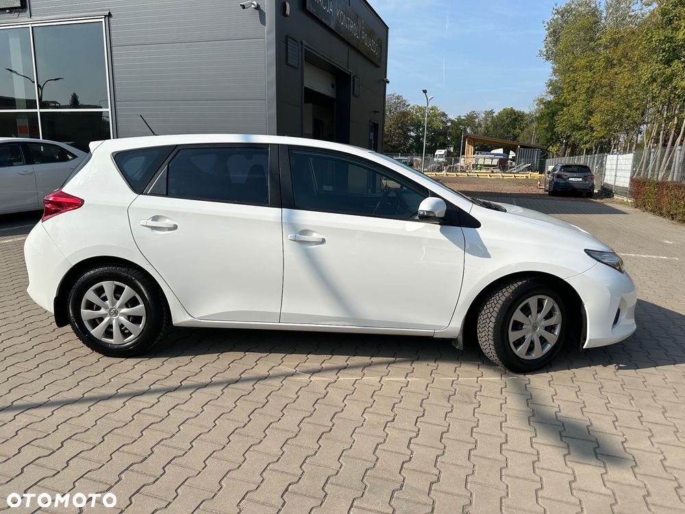 Toyota Auris - 7
