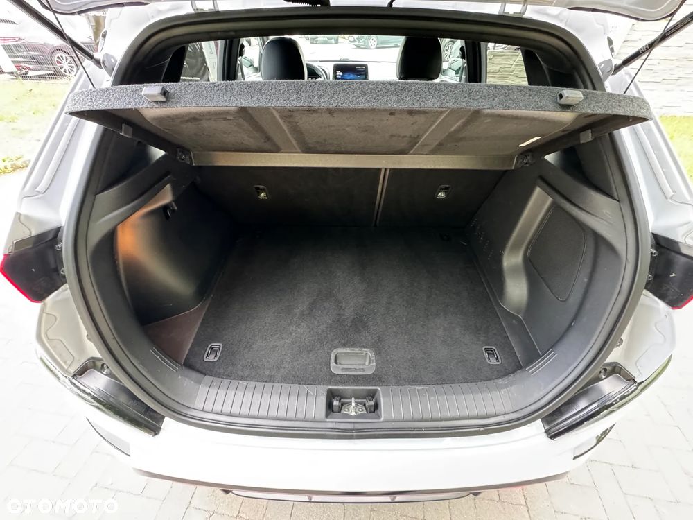 Hyundai Kona - 29