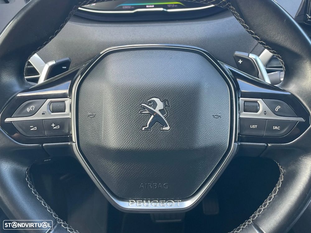 Peugeot 3008 225 e-EAT8 Allure Pack - 32