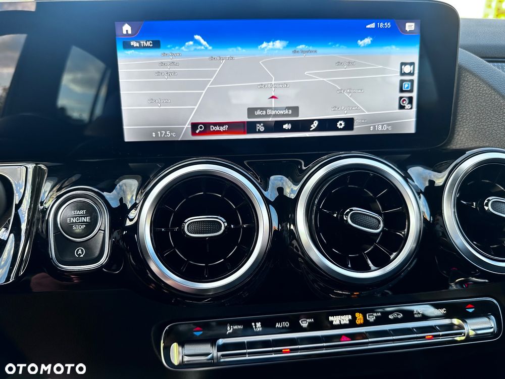 Mercedes-Benz GLA 200 d 8G-DCT - 15