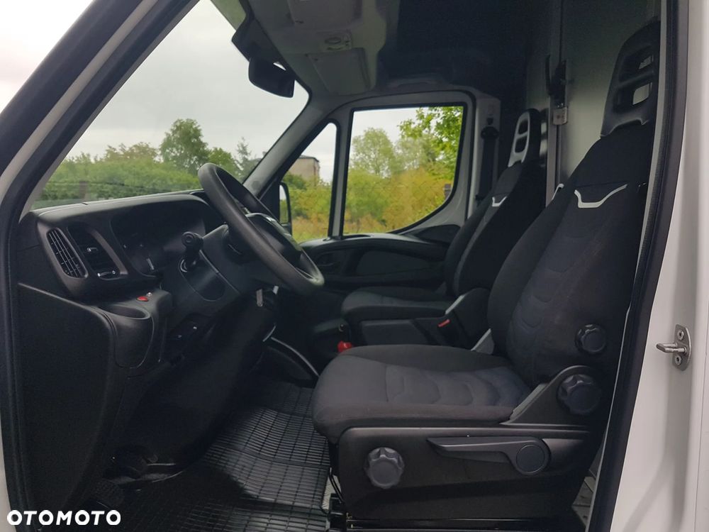 Iveco DAILY KONTENER NISKOPODŁOGOWY 4,43x2,23x2,42 SKLEP FOODTRUCK BAR KLIMA KONIOWÓZ KAMPER - 20