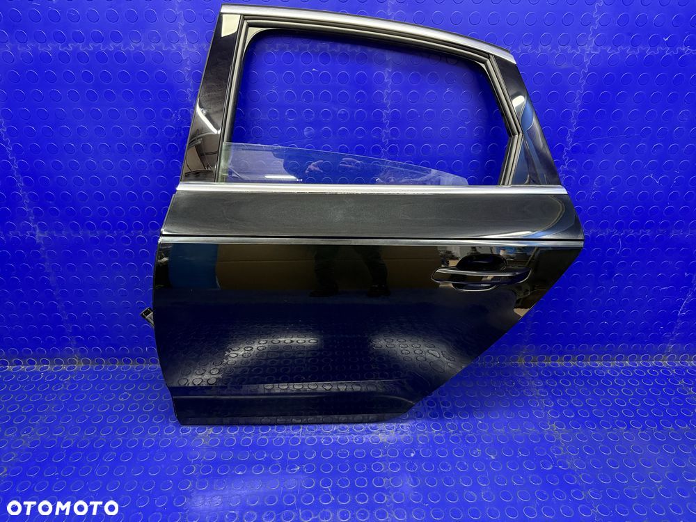 DRZWI kompletne lewe tylne AUDI A4 S4 B9 8W SEDAN lewy tył OEM LY9T