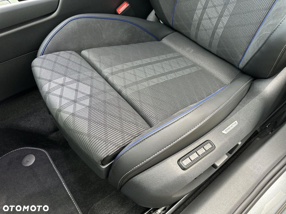 Volkswagen Passat Variant - 12