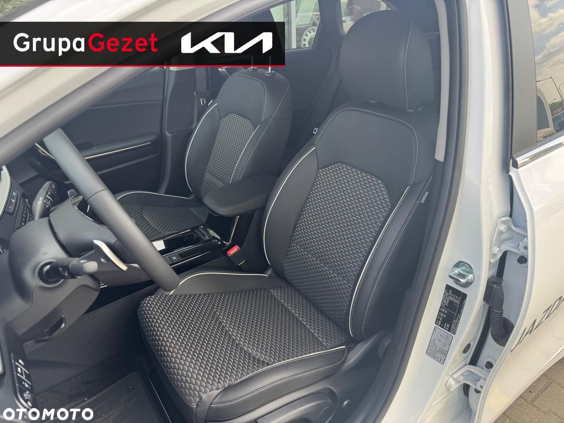 Kia Ceed - 15