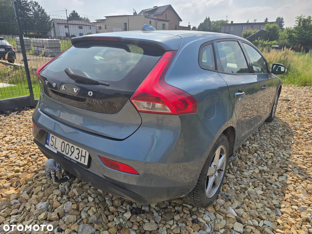 Volvo V40 D2 - 3