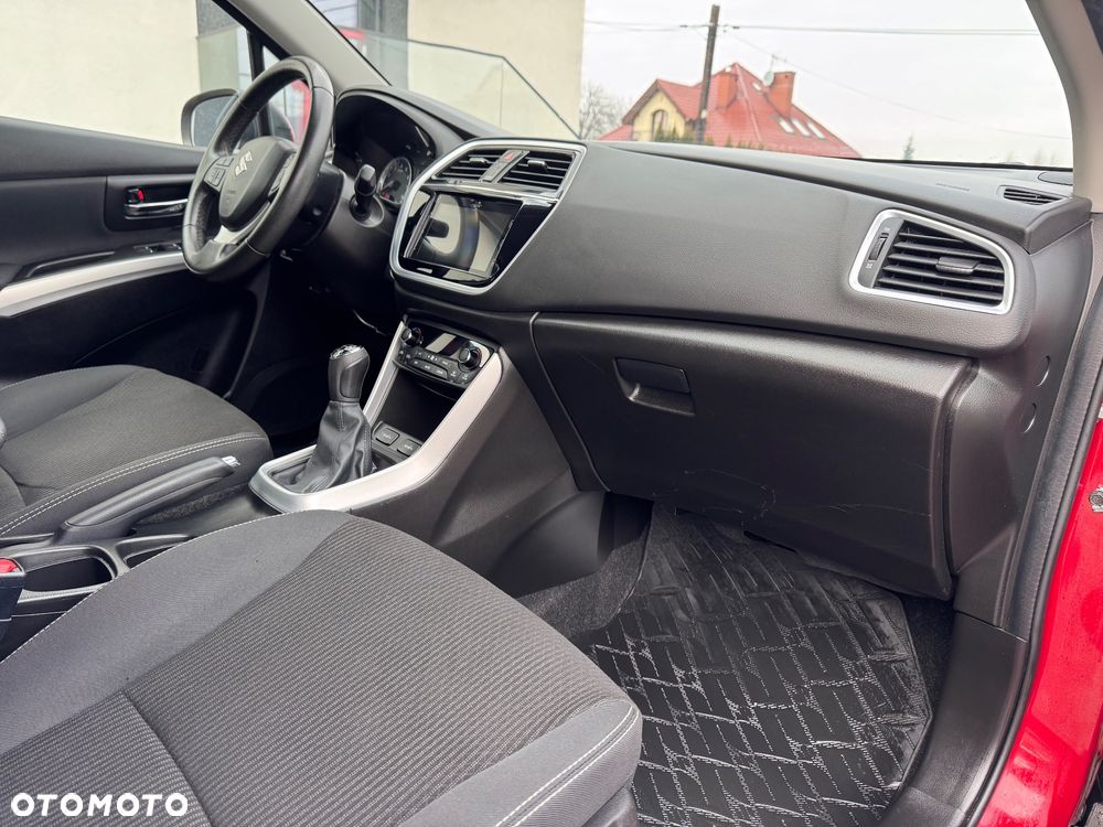 Suzuki SX4 S-Cross 1.0 T Premium - 24