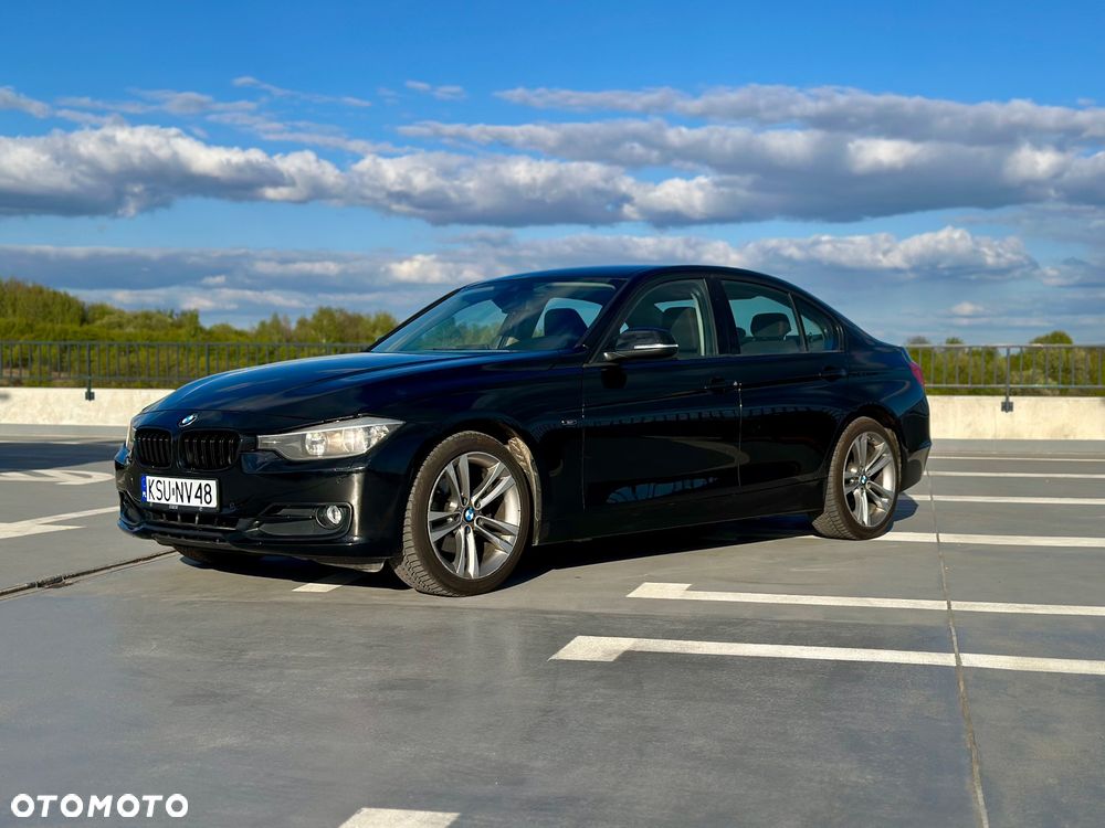 BMW Seria 3 320d DPF Edition Sport - 2