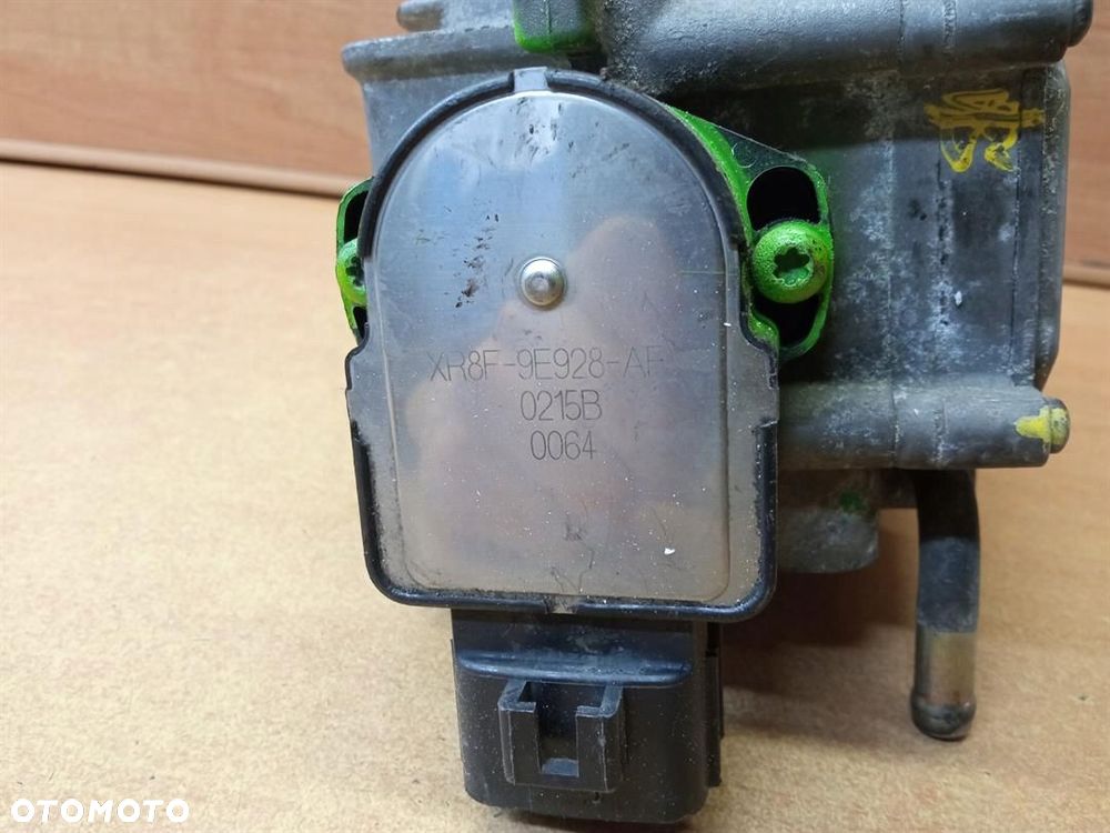 PRZEPUSTNICA JAGUAR S-TYPE 3.0 V6 XR8F-9E928-AE - 4