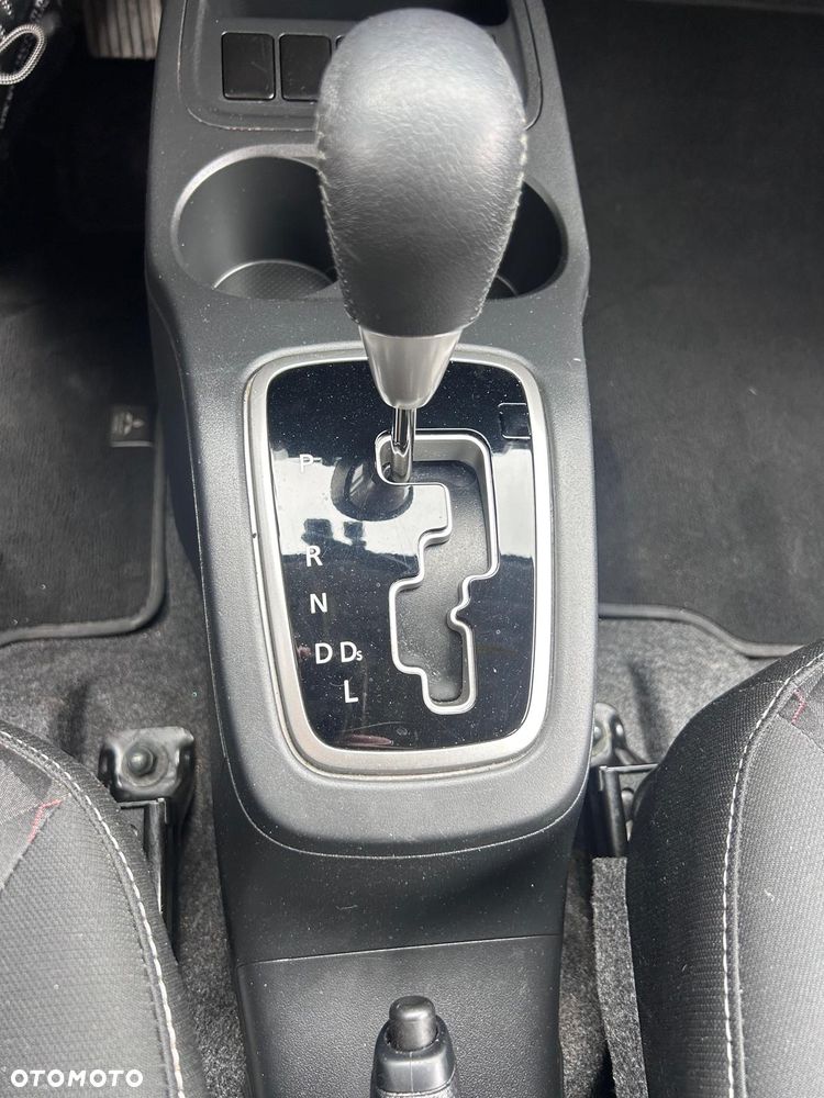 Mitsubishi Space Star 1.2 Intense CVT - 11