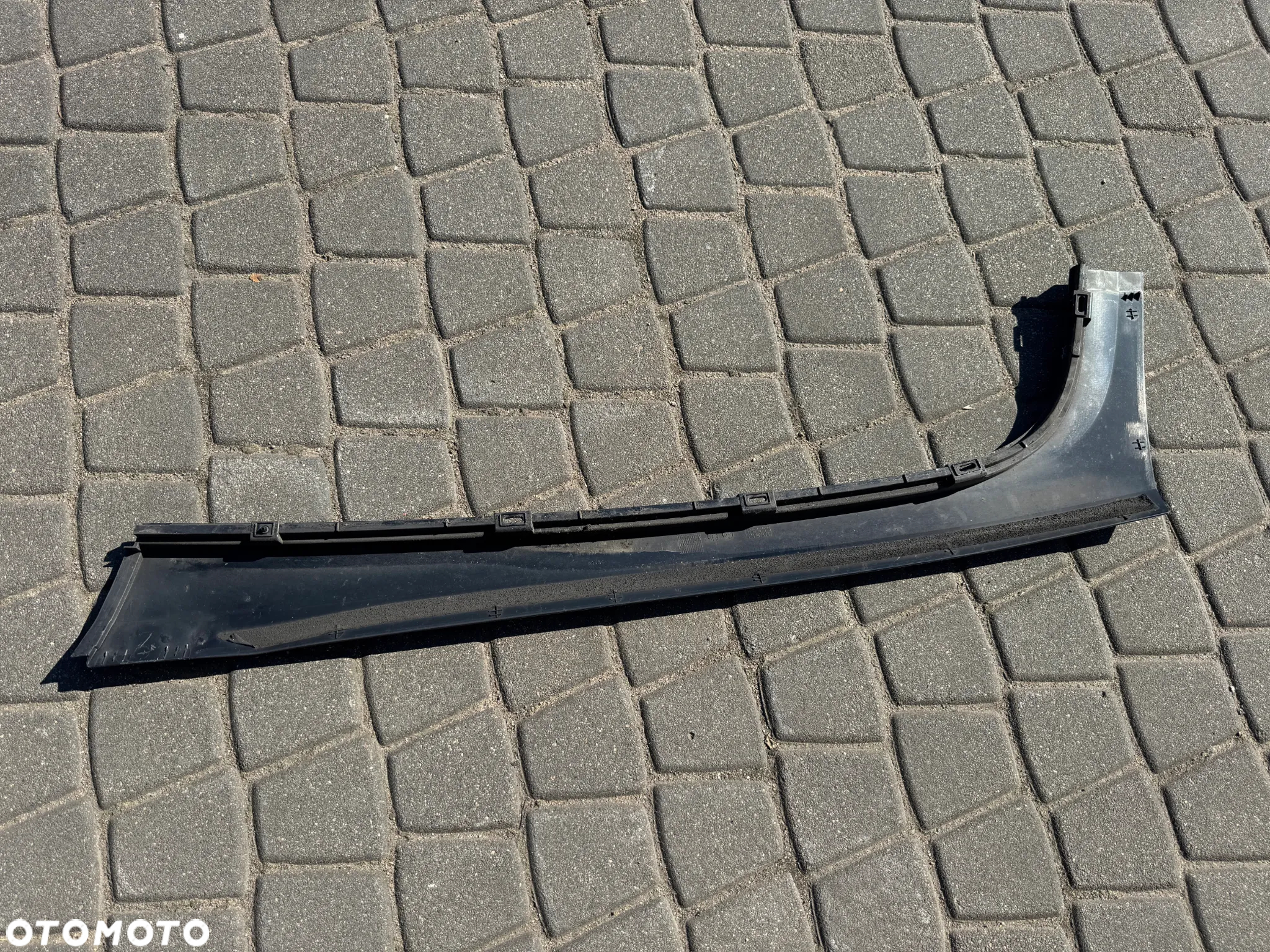 Osłona Listwa Słupka Lewa Kabiny Mercedes Actros MP 4 Antos A9606902170 - 3