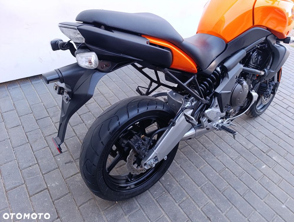Kawasaki Versys 650 - 22