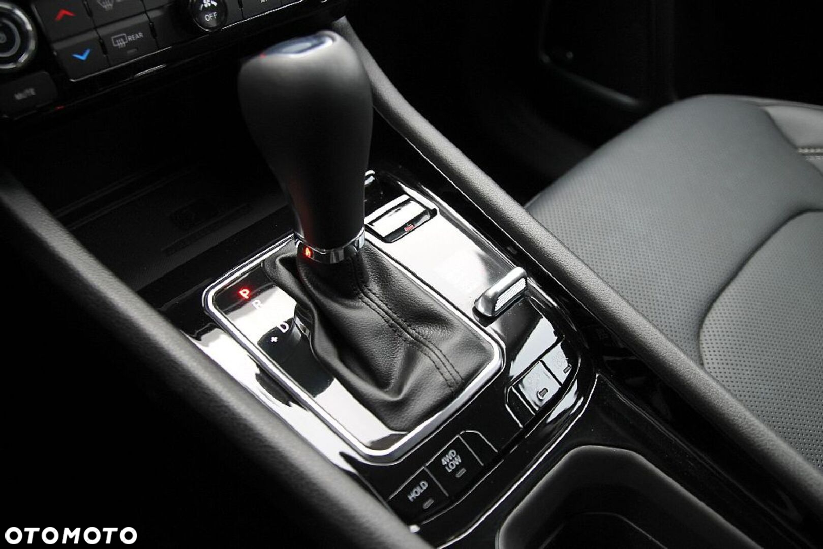 Jeep Compass - 30
