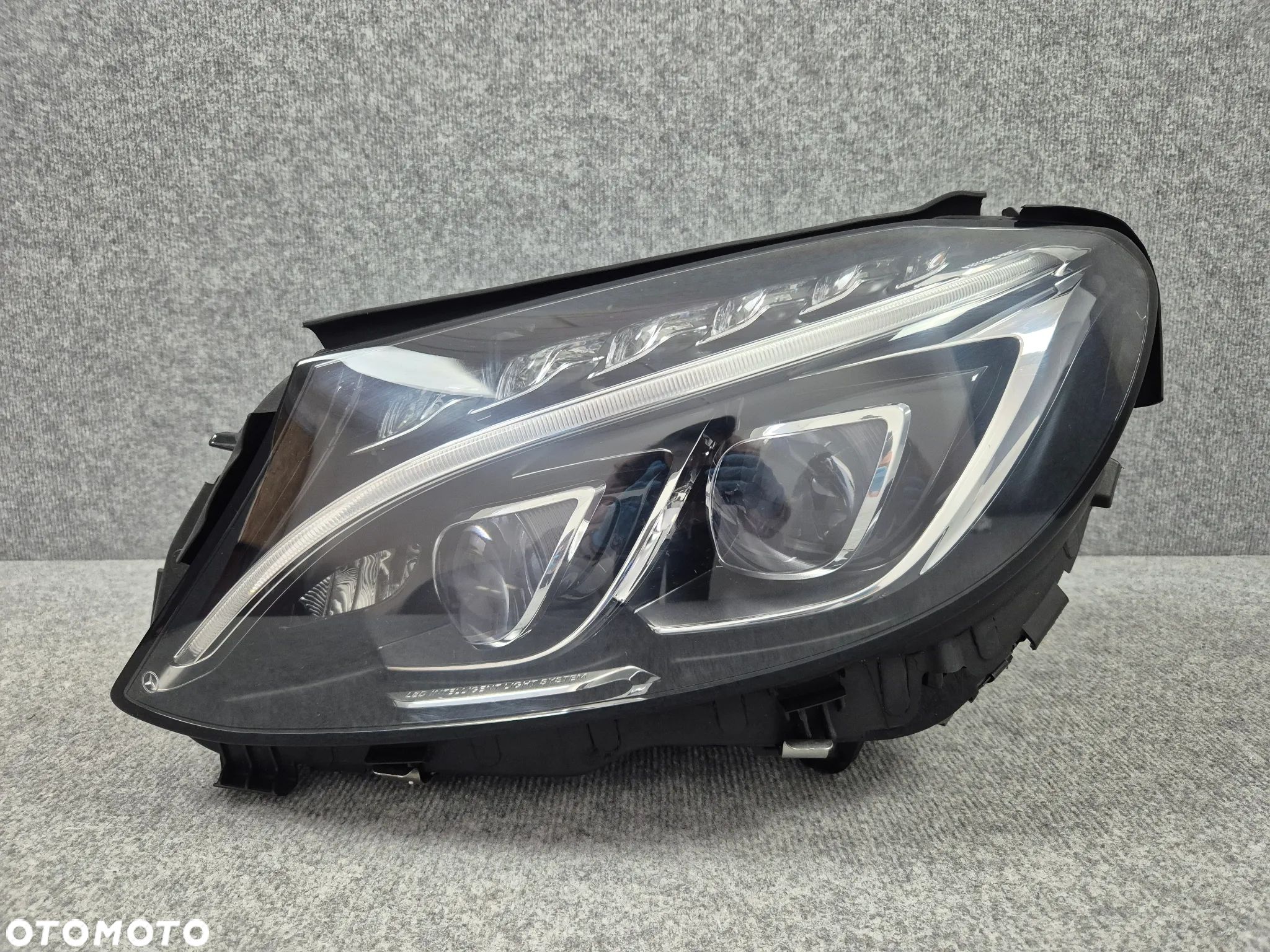 REFLEKTOR LAMPA PRZEDNIA LEWA - MERCEDES C KLASA W205 LED ILS 14-18 - 1