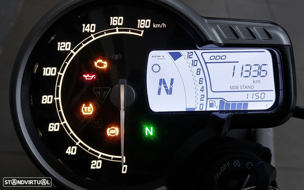 Triumph Scrambler 400 X - 7