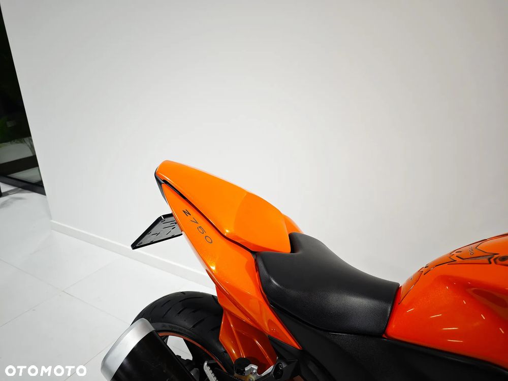 Kawasaki Z - 7