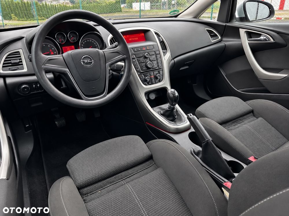 Opel Astra - 9