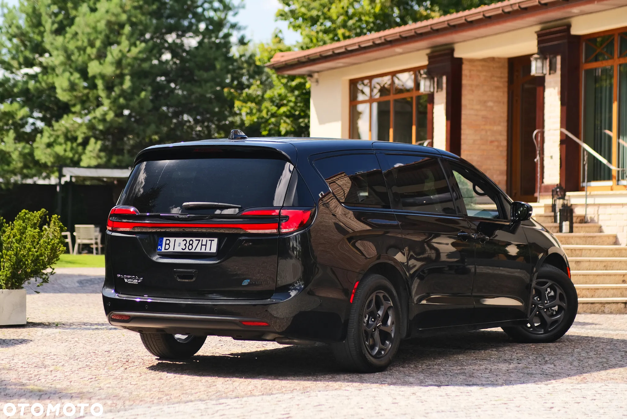 Chrysler Pacifica - 6