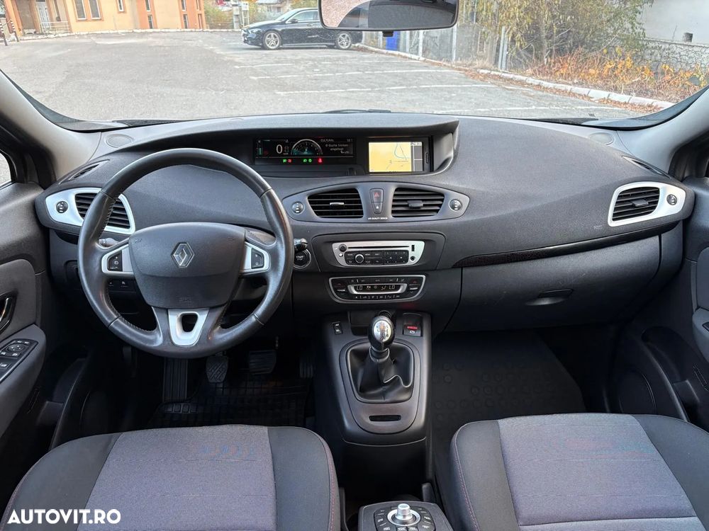 Renault Grand Scenic dCi 110 LIMITED - 10