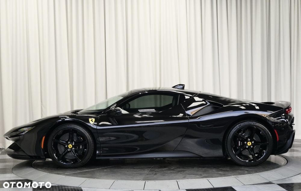 Ferrari SF90 Stradale - 3