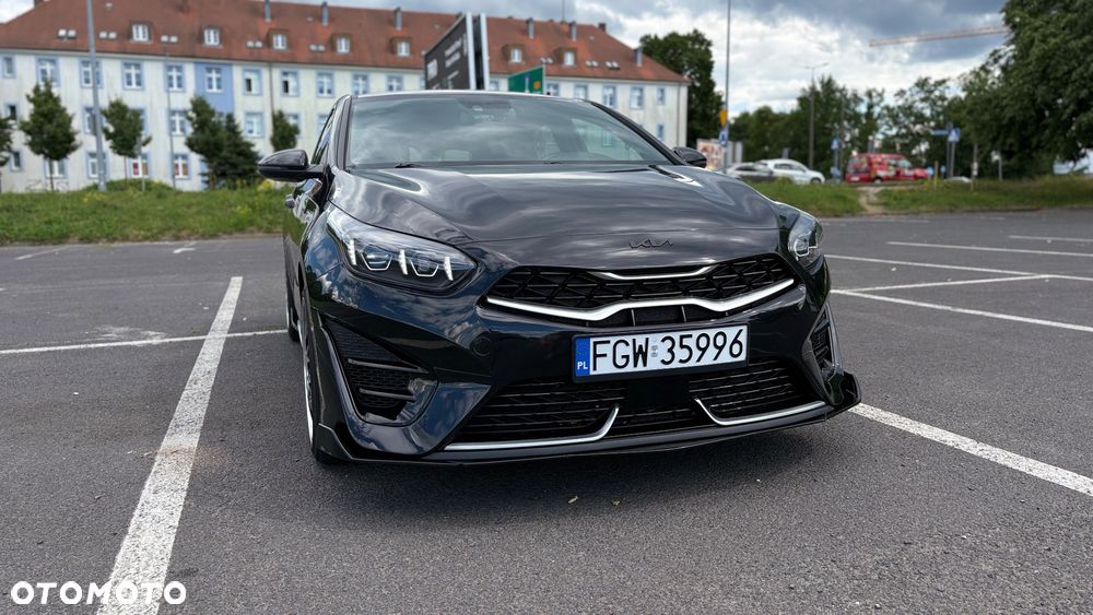 Kia ProCeed - 2