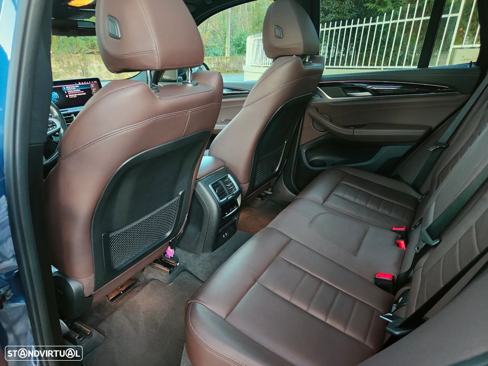 BMW iX3 M Sport Inspiring - 13