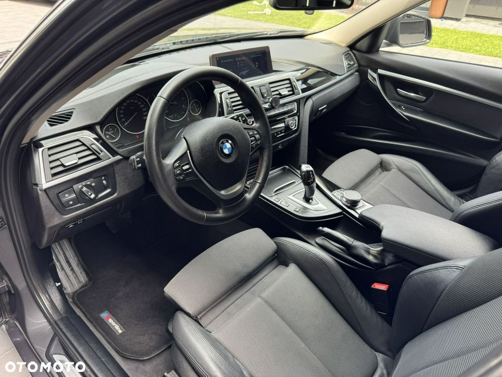 BMW Seria 3 320d Sport Line Shadow - 28