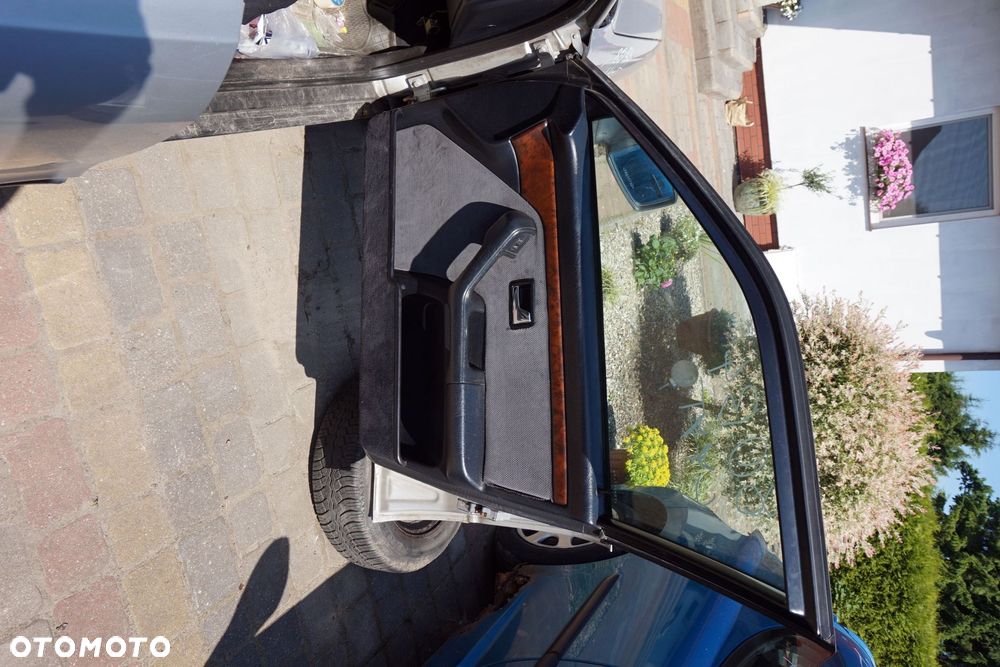 DRZWI PRZEDNIE PRAWE 80 B4 LY7T  AUDI 1991-1996 - 9